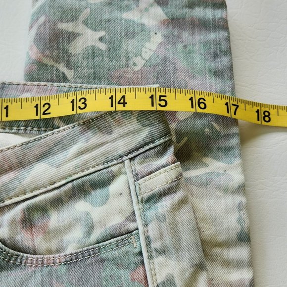NWT - IRO Camo Skinny Jeans, Size 30, Inseam 30" - Picture 4 of 6
